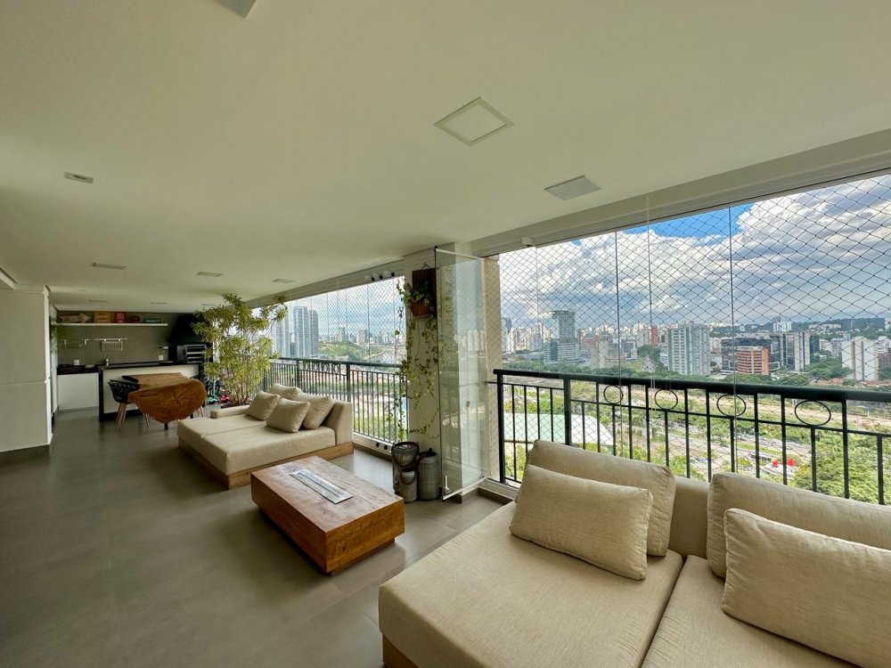 Apartamento - Venda - Panamby - São Paulo - SP