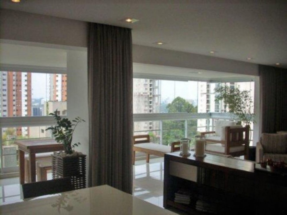 Apartamento - Venda - Panamby - São Paulo - SP