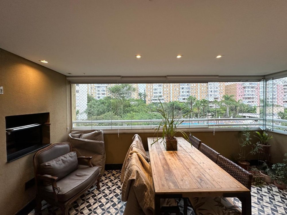 Apartamento - Venda - Panamby - So Paulo - SP