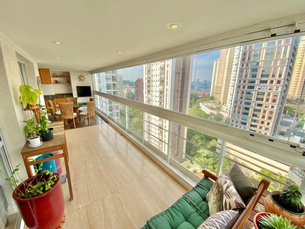 Apartamento - Venda - Panamby - São Paulo - SP
