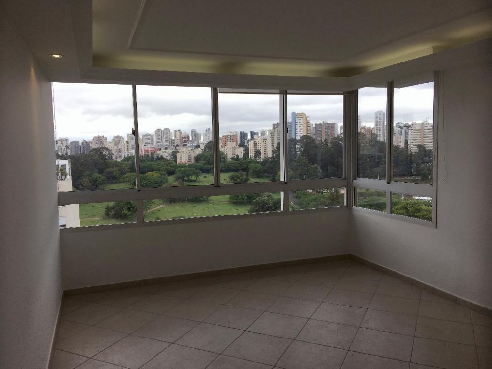 Apartamento - Venda - Panamby - São Paulo - SP