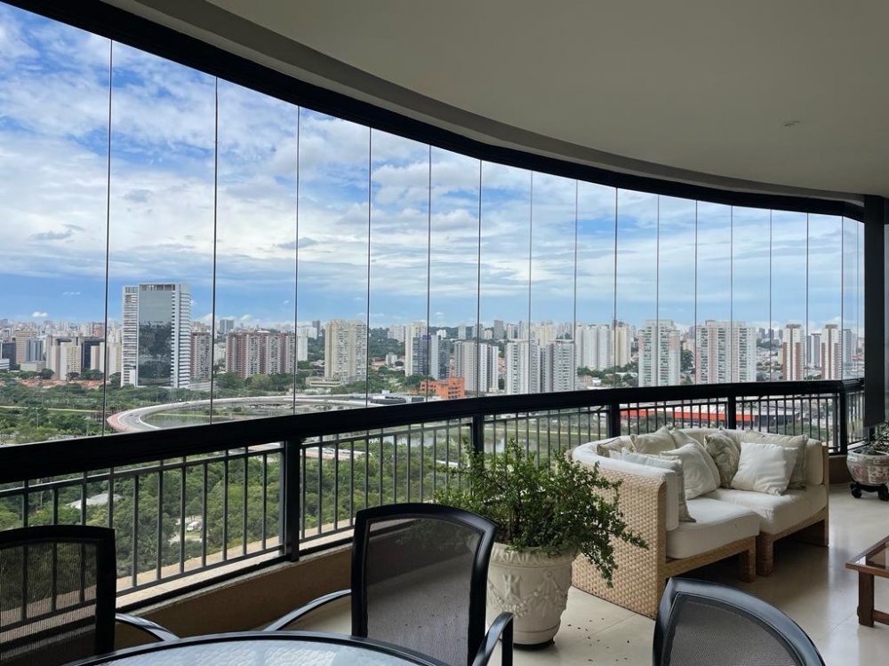 Apartamento Alto Padrão - Venda - Panamby - São Paulo - SP