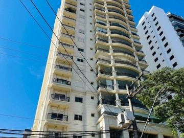 Apartamento à Venda