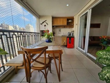 Apartamento à Venda